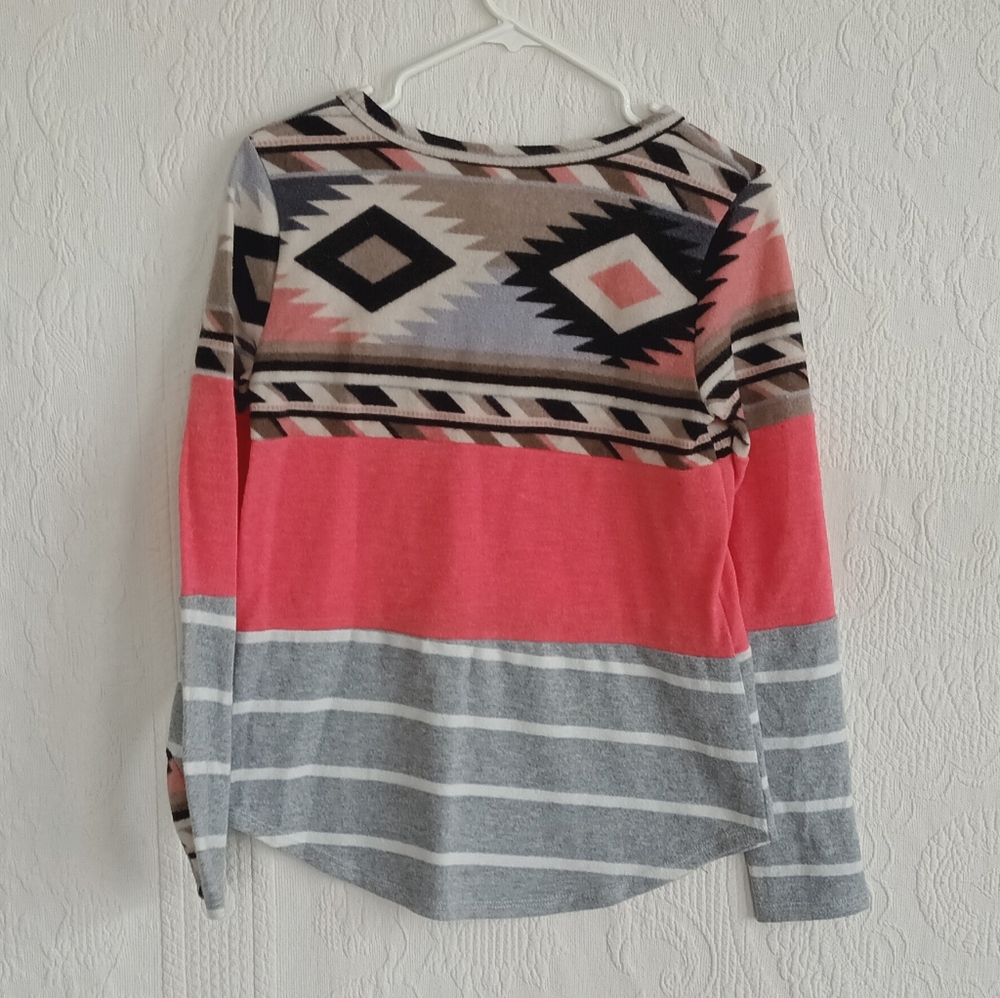 7th Ray Pink Tribal Knit Crew Neck Sweater Lightweight Soft Dopamine Western SM - Picture 14 of 15